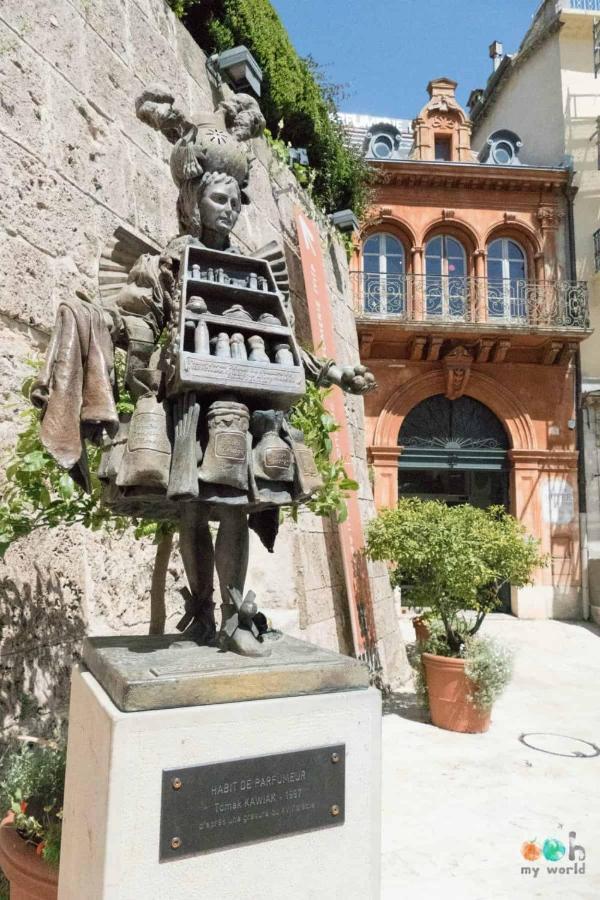 2 pièces neuf au pied des musées - wifi&parking gratuit Grasse Extérieur photo